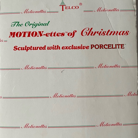 Telco Motion-ettes Animated Christmas Doll Caroler Victorian Tested 24 In - Picture 7 of 9